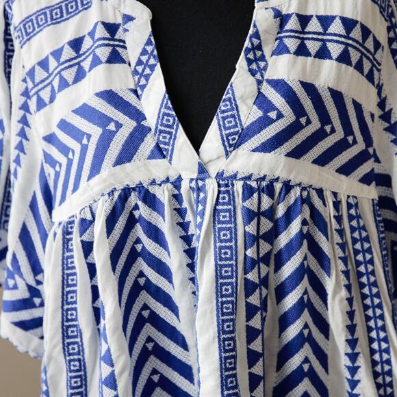 Old Navy Cobalt Blue Short-Sleeve IKAT Tunic size XXL - Picture 2 of 6